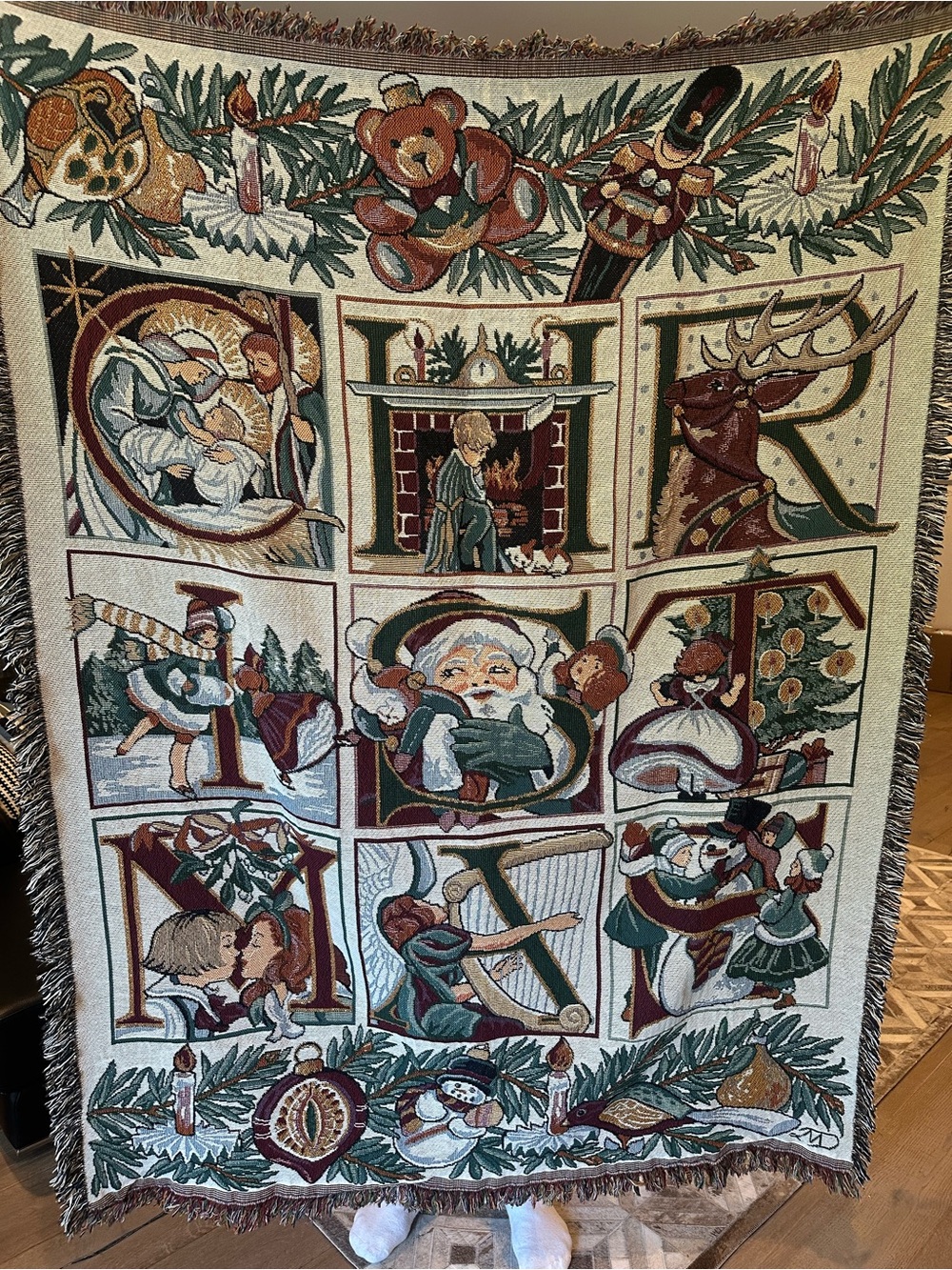 Holiday Tapestry Throw Blanket in Multi-Color